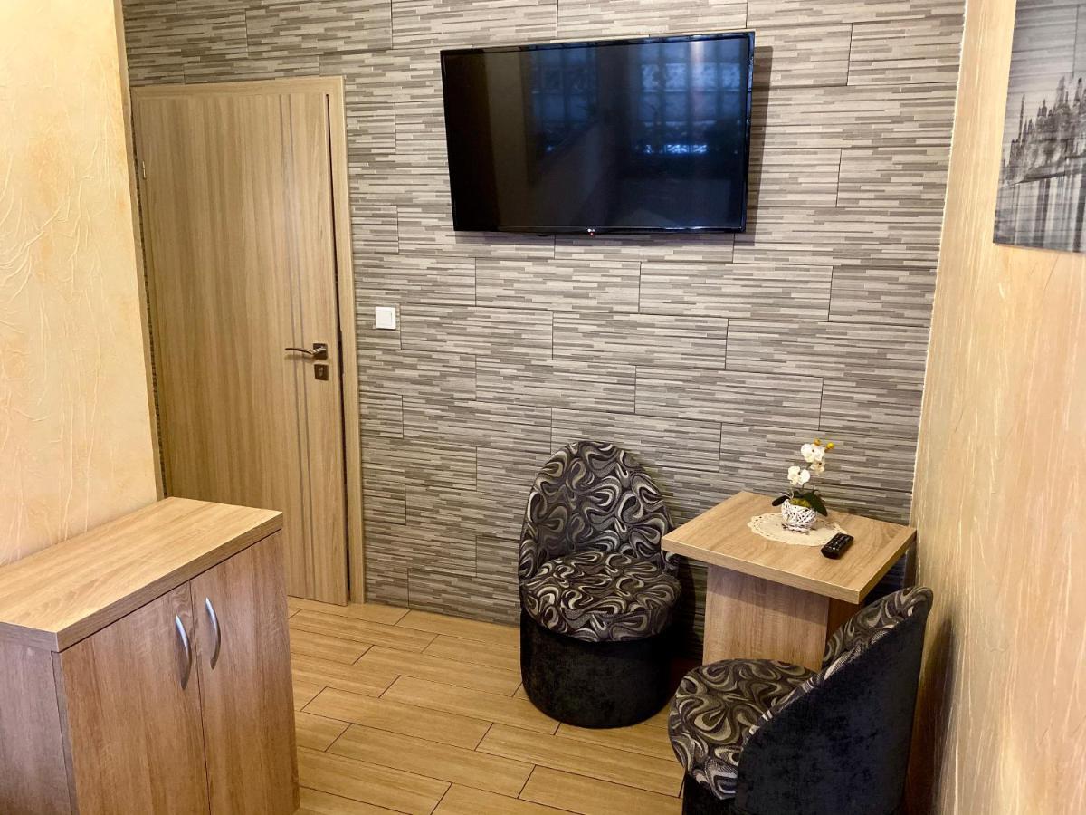 Klinkierowa Rezydencja Gniezno Ngoại thất bức ảnh